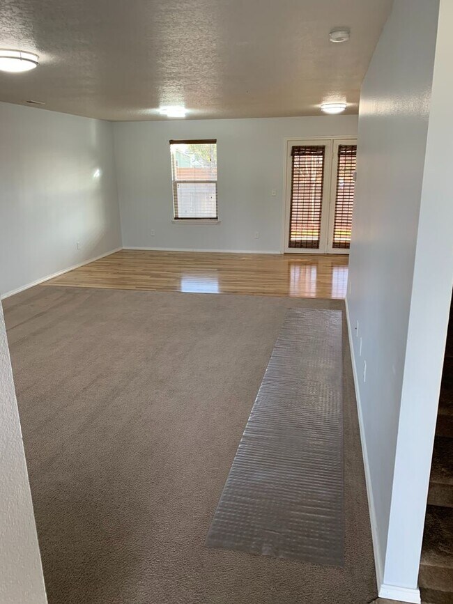 Foto del edificio - Newer home in the Sawtooth Lakes Neighborh...