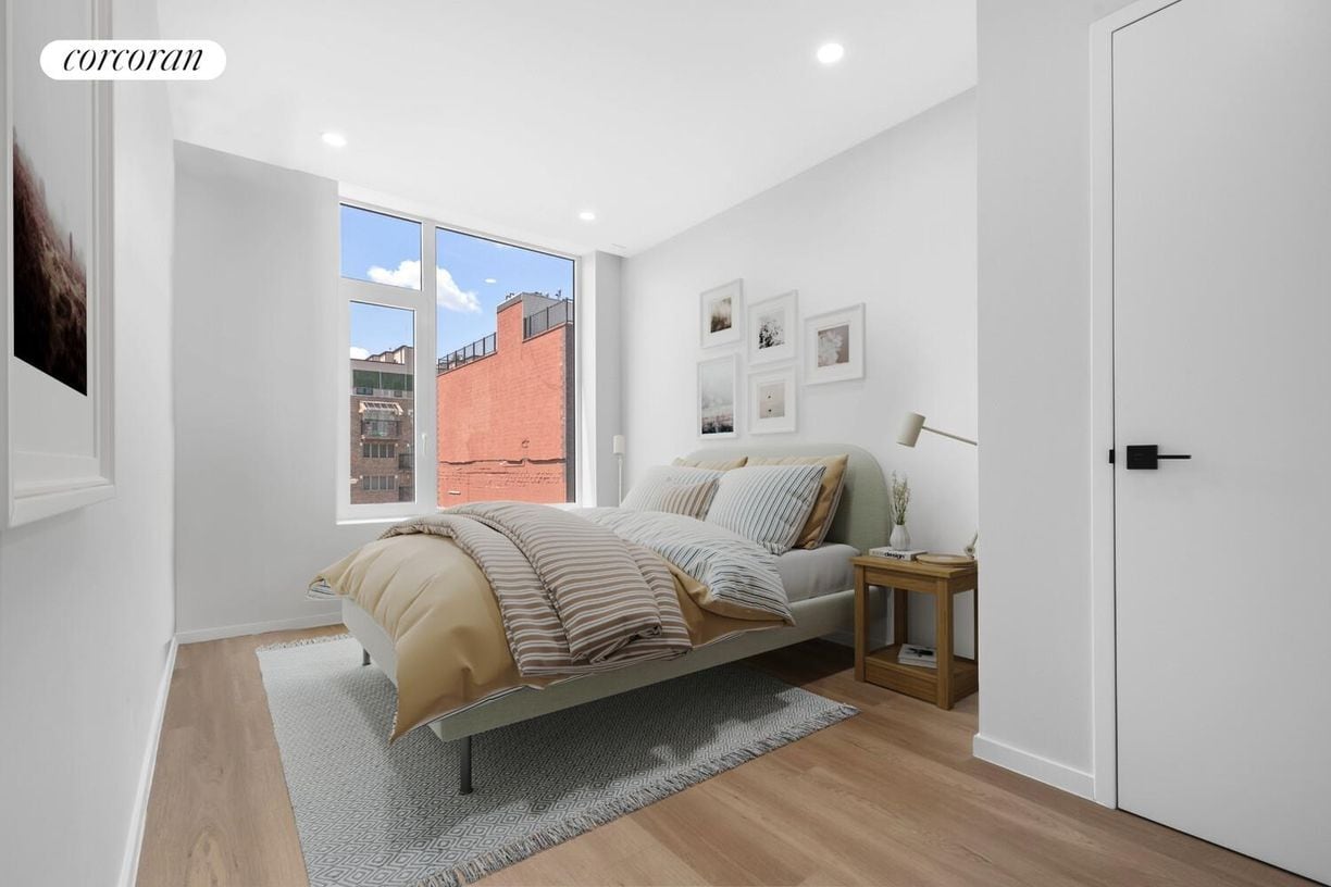 Foto principal - 1054 41st St