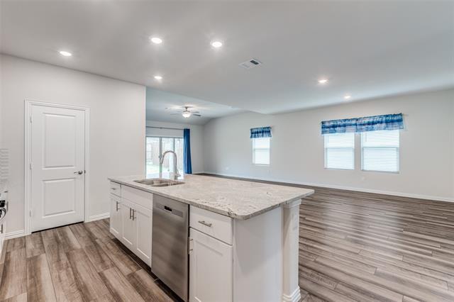 Building Photo - 1402 Corkwood Dr