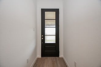 Building Photo - 13724 Lantana Breeze Dr