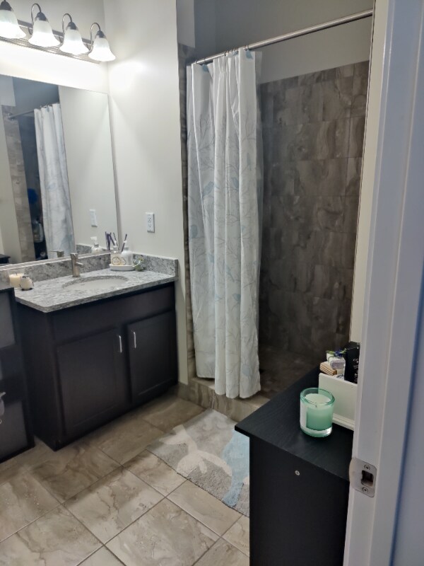 Foto del edificio - 72 E Niagara St