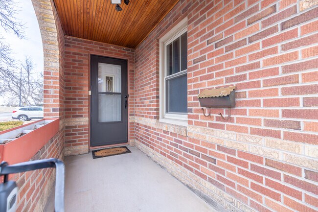 Building Photo - 3313 Hynds Blvd