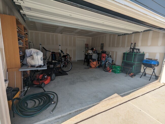 Garage - 9223 Griffith Run