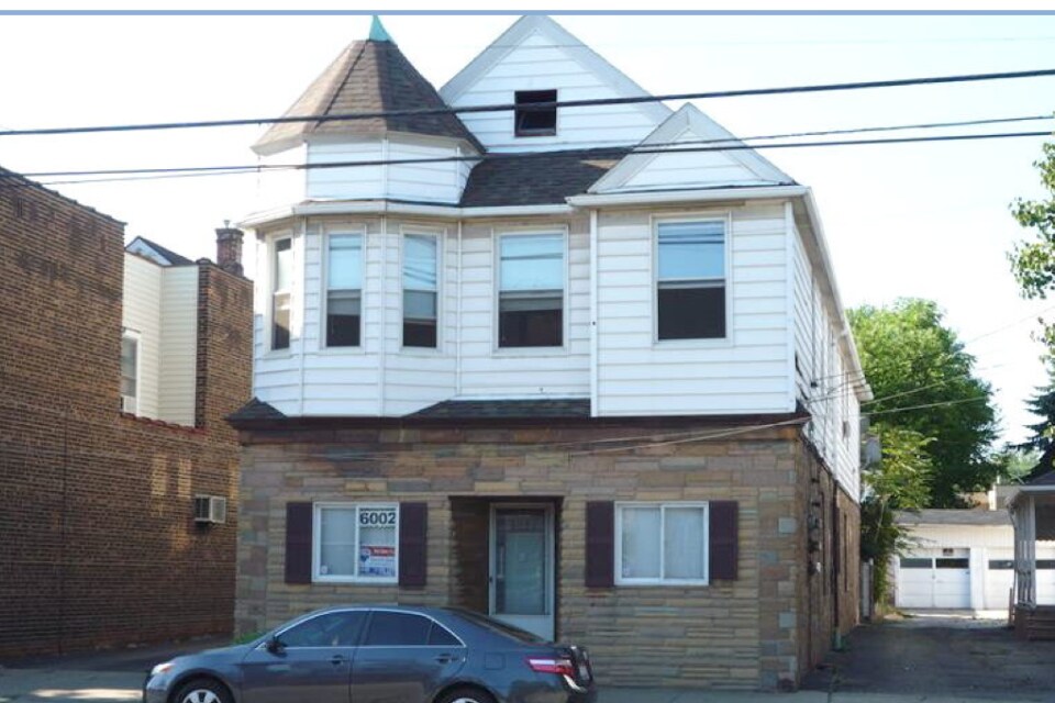6002 Fleet Ave Unit Up Front Apt, Cleveland, OH 44105 Apartments in