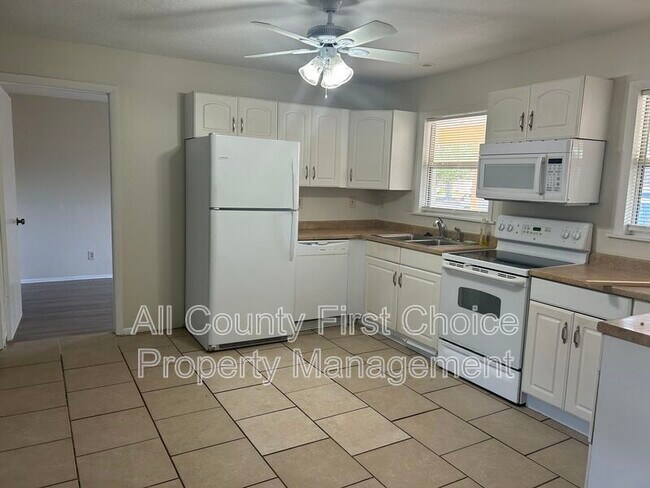 Foto del edificio - 4740 1st Ave So