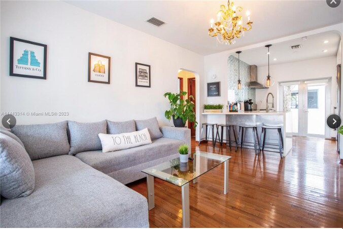 Foto principal - 834 SW 8th Ave