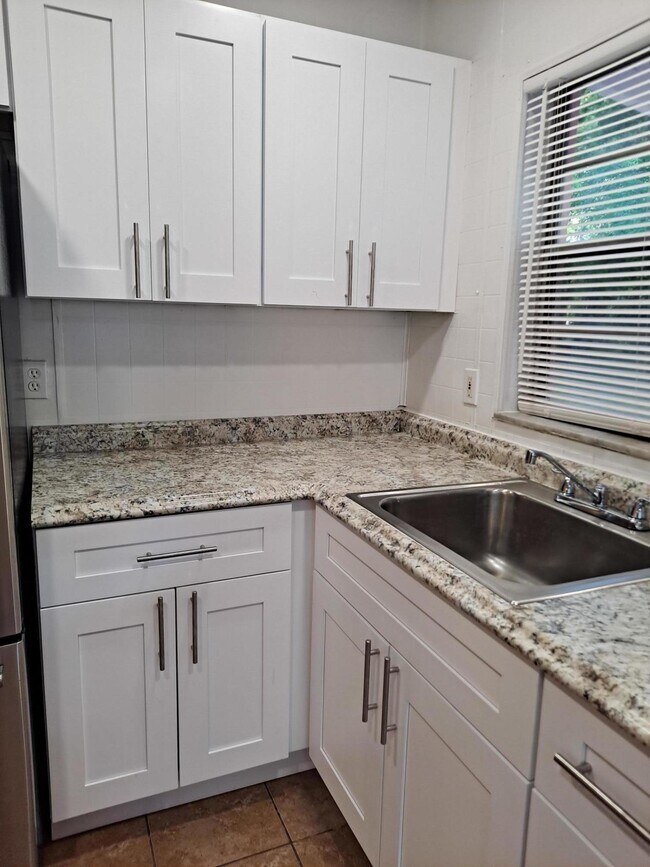 Foto del edificio - 211 N 39th St