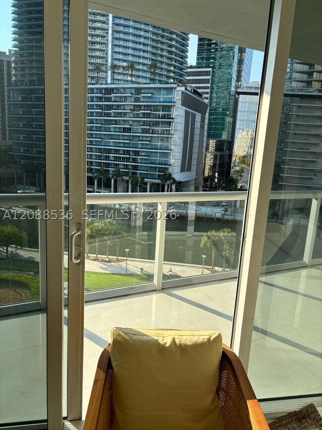Building Photo - 465 Brickell Ave