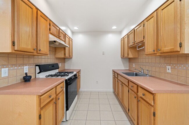 Building Photo - 54 Avenue C