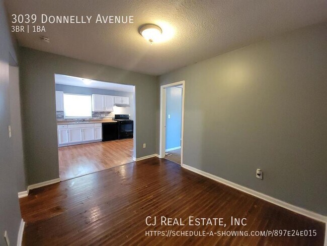 Building Photo - 3039 Donnelly Ave