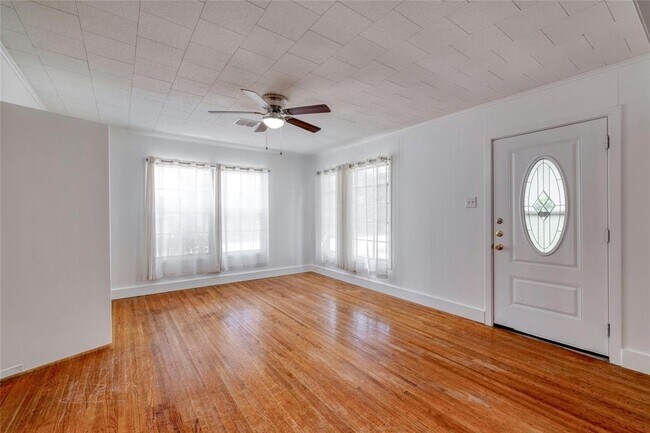 Foto del edificio - 511 Sloan St