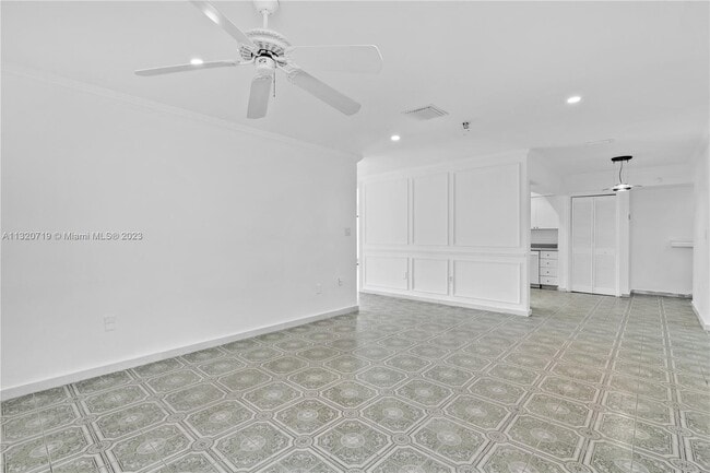 Building Photo - 1545 Cantoria Ave