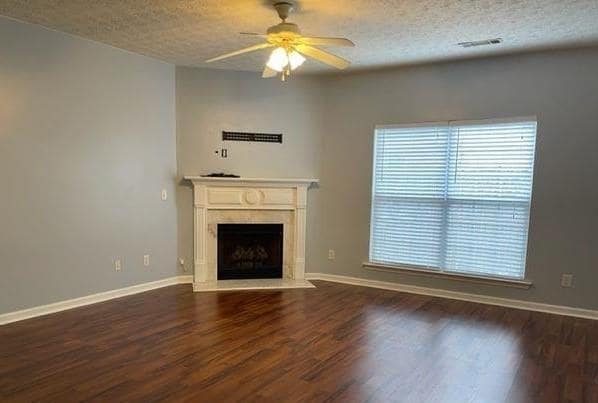 Building Photo - 3884 Dandridge Way NW