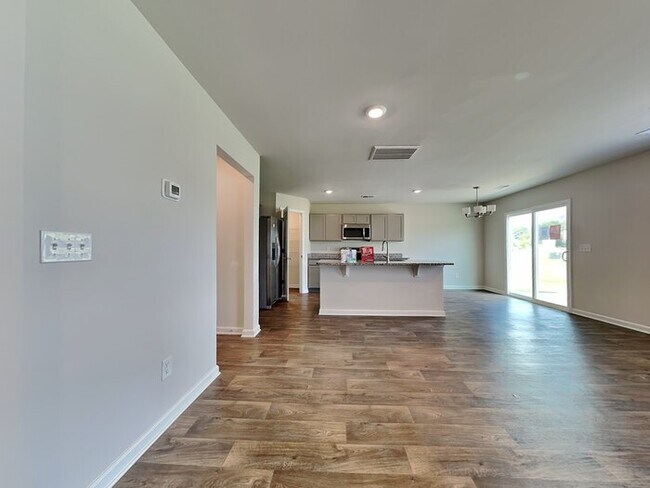 Foto del edificio - APPLY TODAY!  Just minutes to downtown Lex...