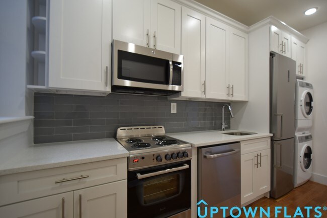 Building Photo - 102 Odell Clark Pl