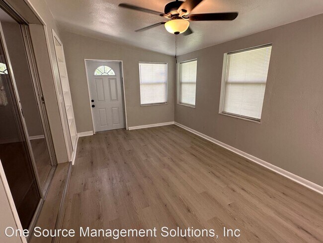 Foto del edificio - 2 br, 1 bath House - 681 N. Wellington Dr.