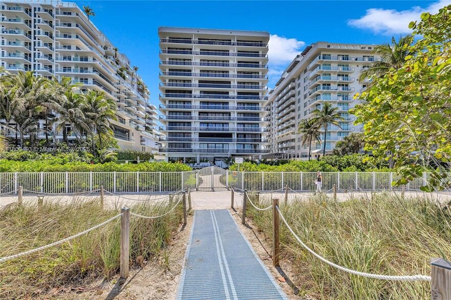Foto principal - 9455 Collins Ave