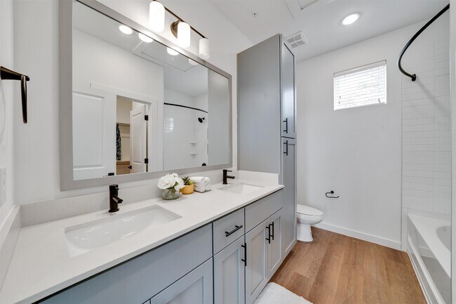 Foto del edificio - 1601 Mustang Dr