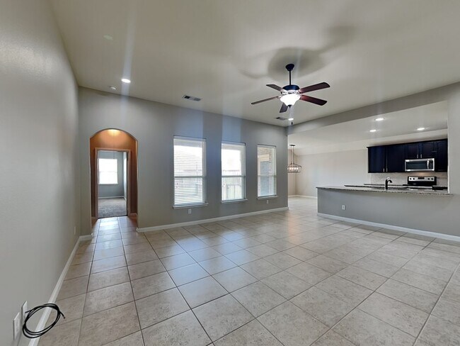 Foto del edificio - 528 Meadow Springs Dr