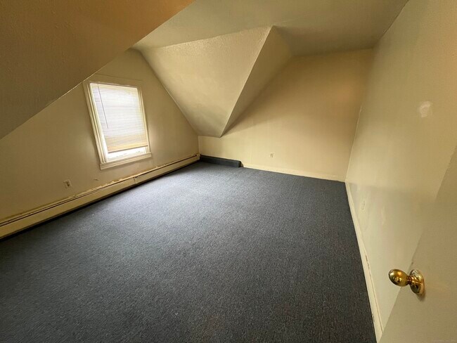 Foto del edificio - 424 Edgewood St