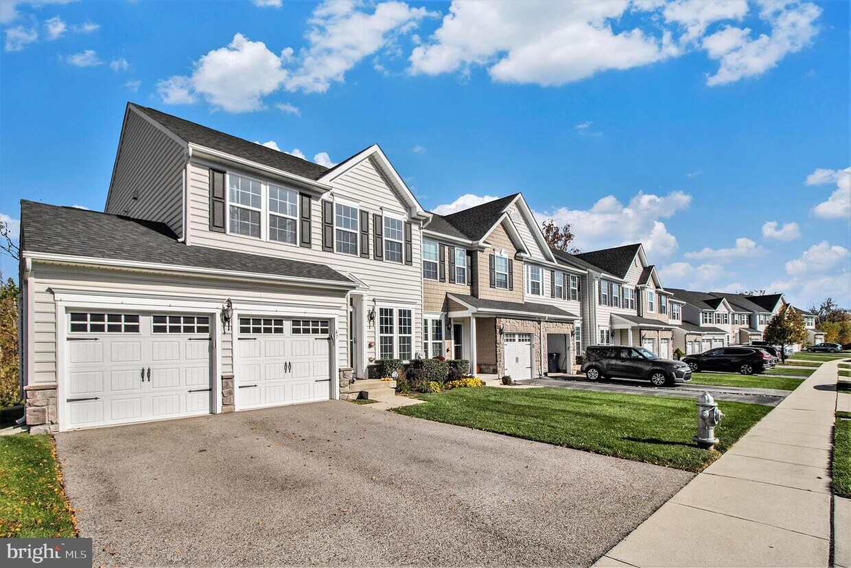 Foto principal - 47 Hawkswell Cir
