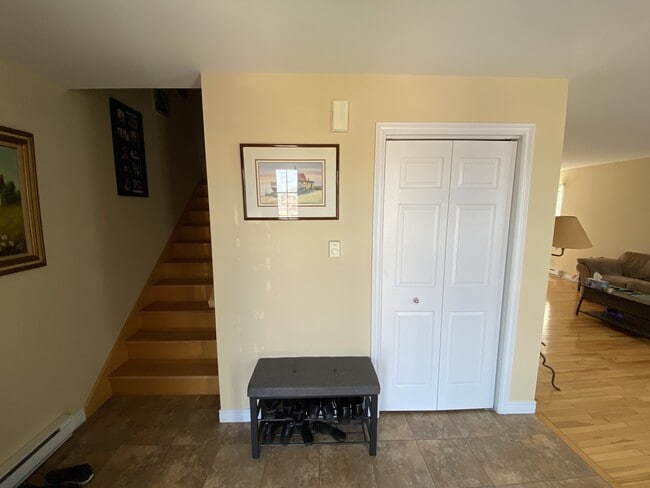 Building Photo - 54 Cabernet Ct