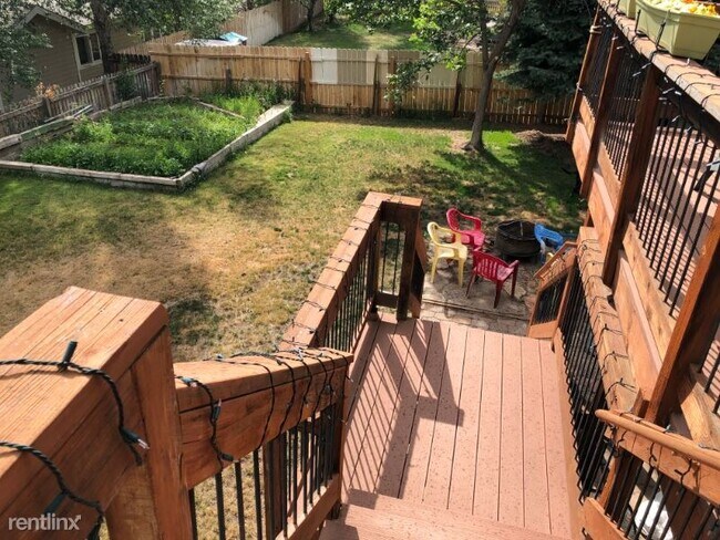 Building Photo - 4 br, 3.5 bath House - 435 Golden Eagle Dr