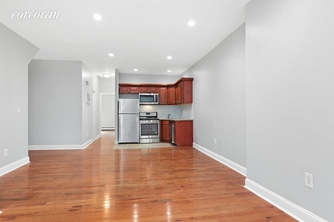 Building Photo - 1166 Halsey St