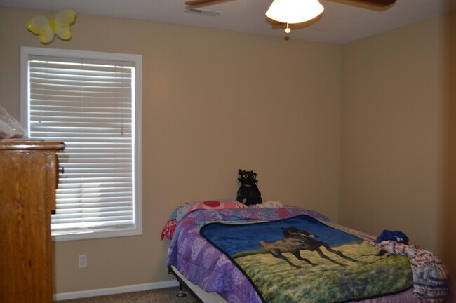 Building Photo - 2213 Faulkner Ct