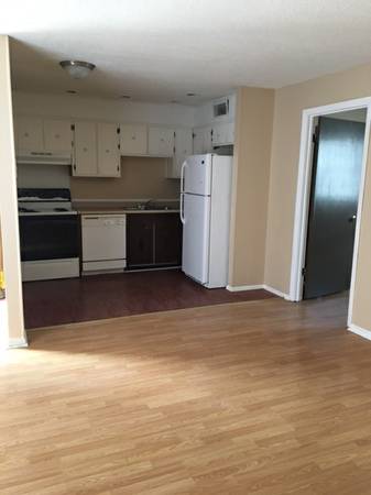 Cocina de - 2075 Clingan Dr NW