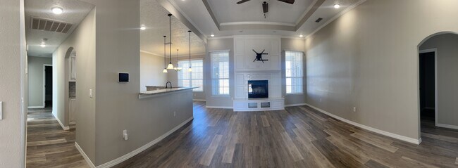 Foto del edificio - 2216 Amanda Ln