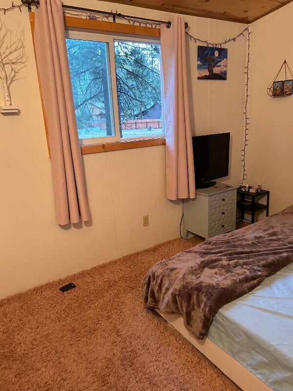 Foto del edificio - 715 Chipmunk Ln