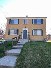 Building Photo - 1580 Glenbeck Ave