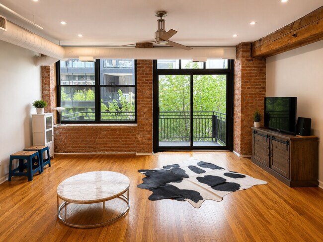 Foto del edificio - 520 W Huron St