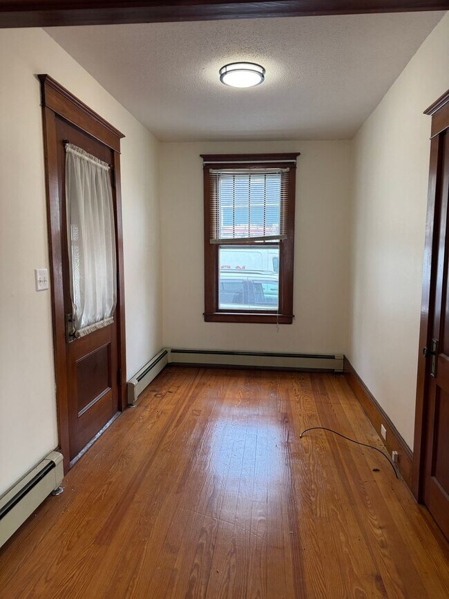 Foto del edificio - 3 Bedroom home in Lebanon