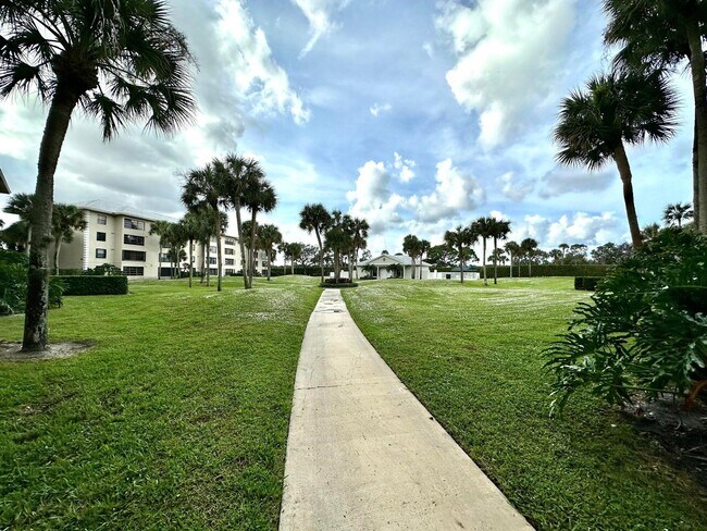 Building Photo - 3525 Village Blvd