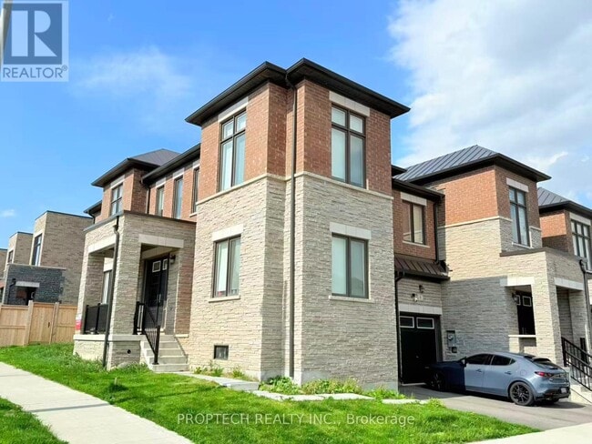 Building Photo - 2 Schmeltzer Cres
