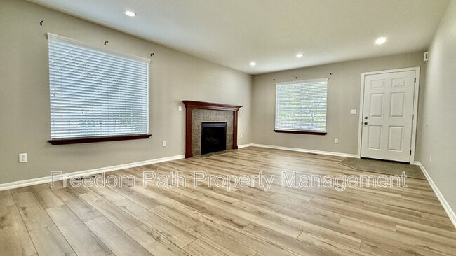 Building Photo - 6587 N Harris Hawk Ln