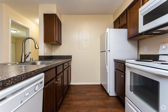Interior Photo - Oaks of Woodlawn