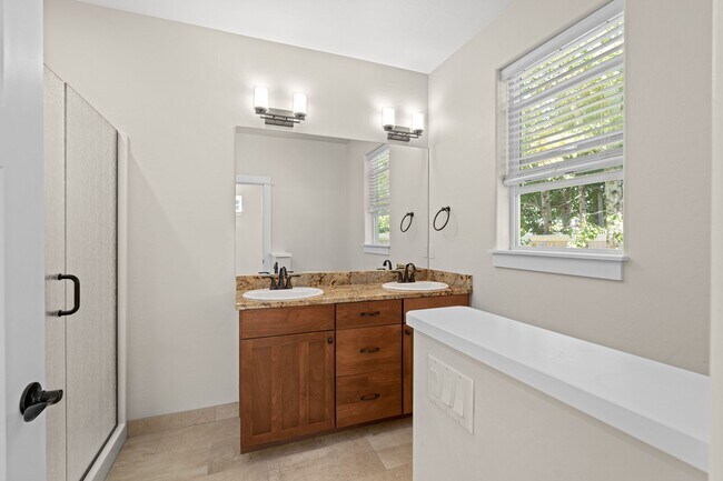 Foto del edificio - 1522 Autumn Ln