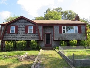 Building Photo - 47 Vinebrook Rd