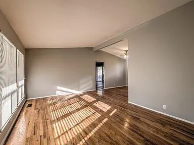 Foto del edificio - 13630 New Halls Ferry Road