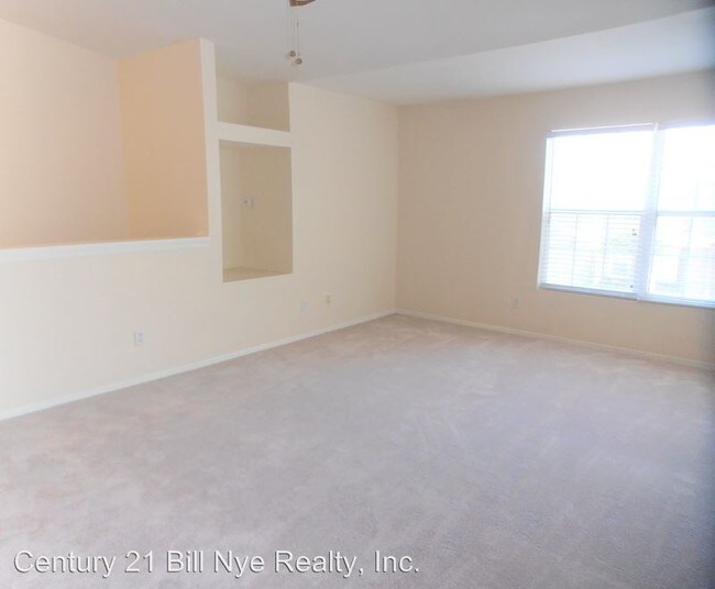 Building Photo - 5903 Willow Ridge Dr