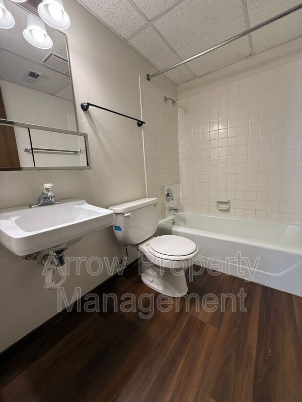 Foto del edificio - 1411 D St