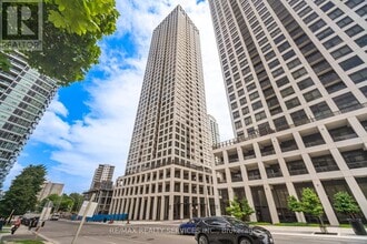 Building Photo - 30 Elm Dr W