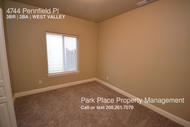 Building Photo - 4744 N Pennfield Pl
