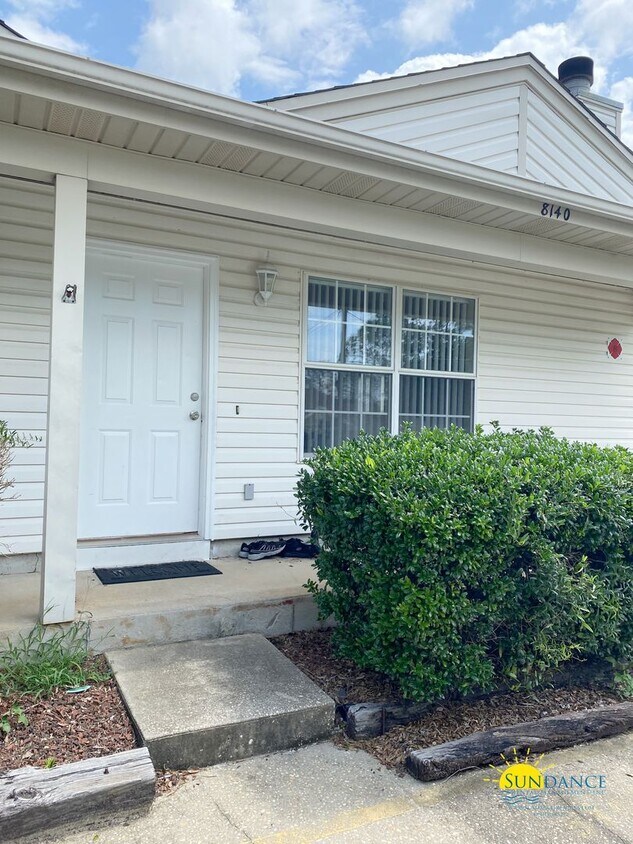 Primary Photo - Nice 2 Bedroom Duplex in Navarre