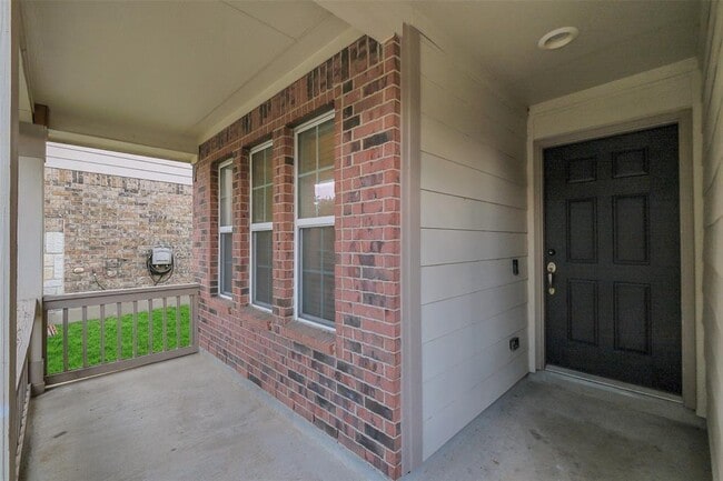 Building Photo - 10143 Rose Willow Ln