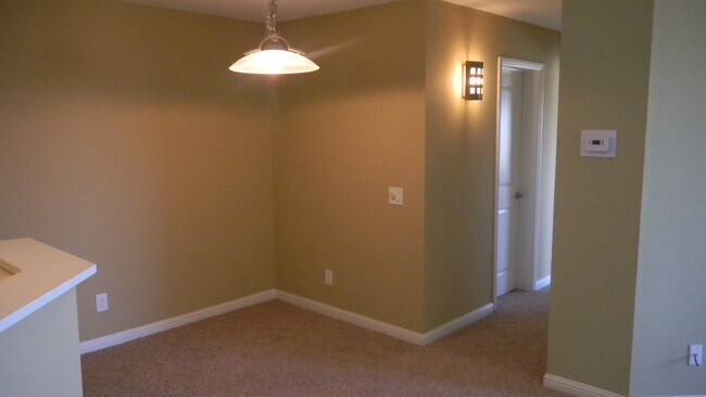 Building Photo - 11405 Affinity Ct