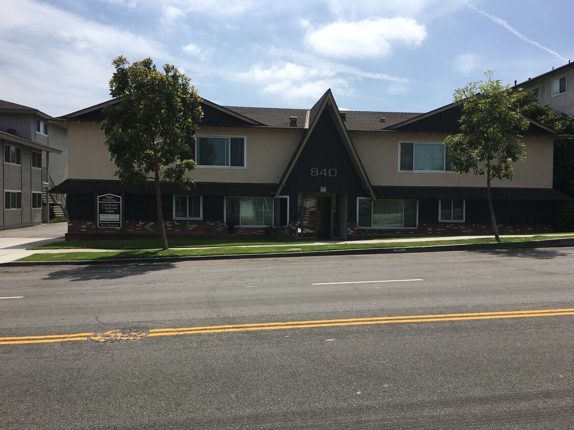 840 Main Apt 5 - 840 Main St